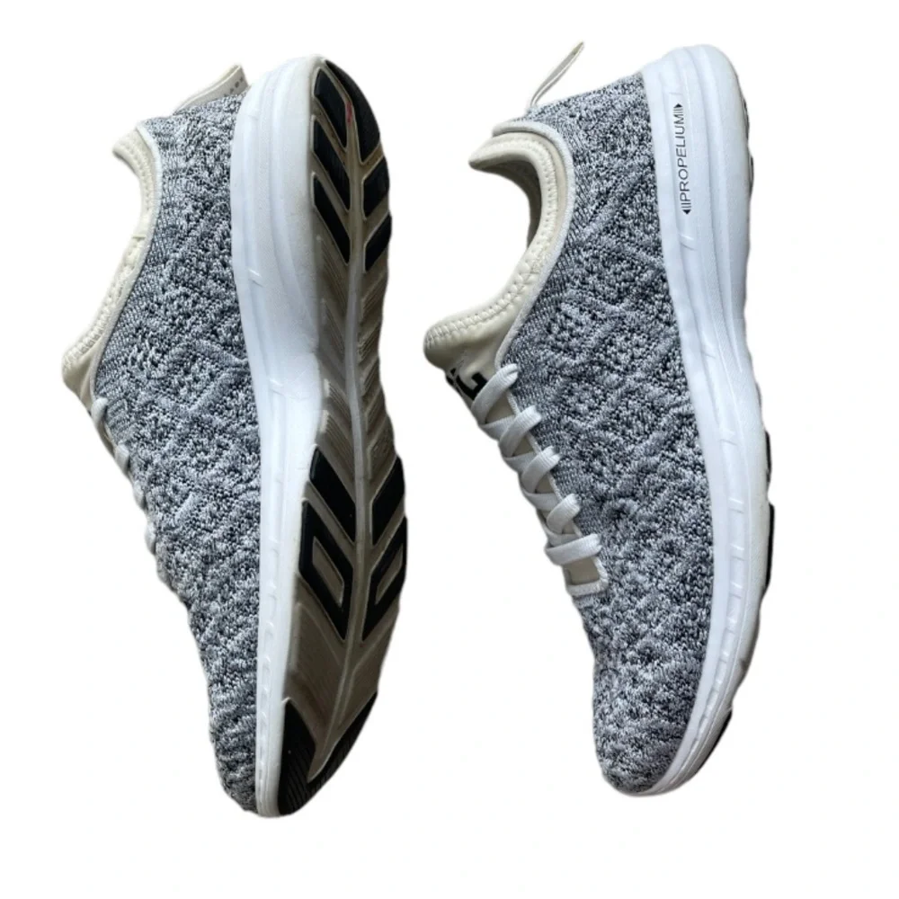 APL Techloom Phantom White Grey Sneakers